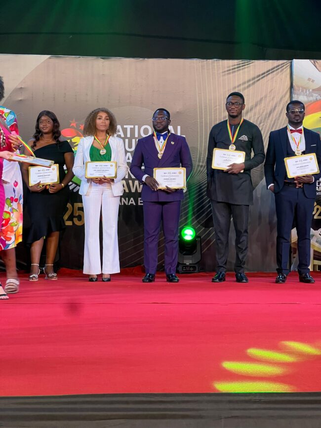 Padmore and his team of leaders honoured (3)